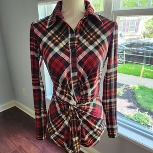 Twist front pullover top